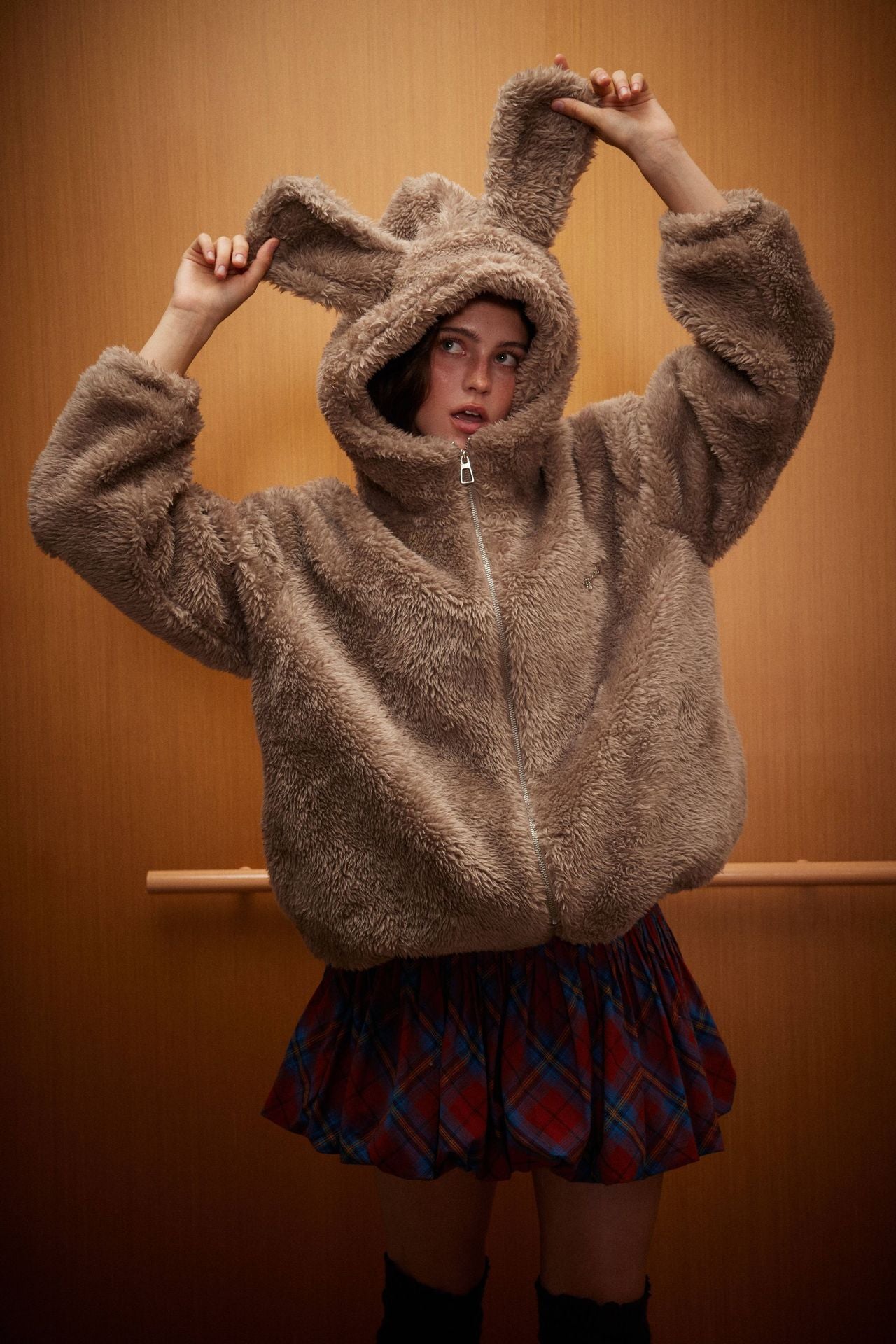 Lorantis Co. FUZZY BUNNY HOODED CEKET