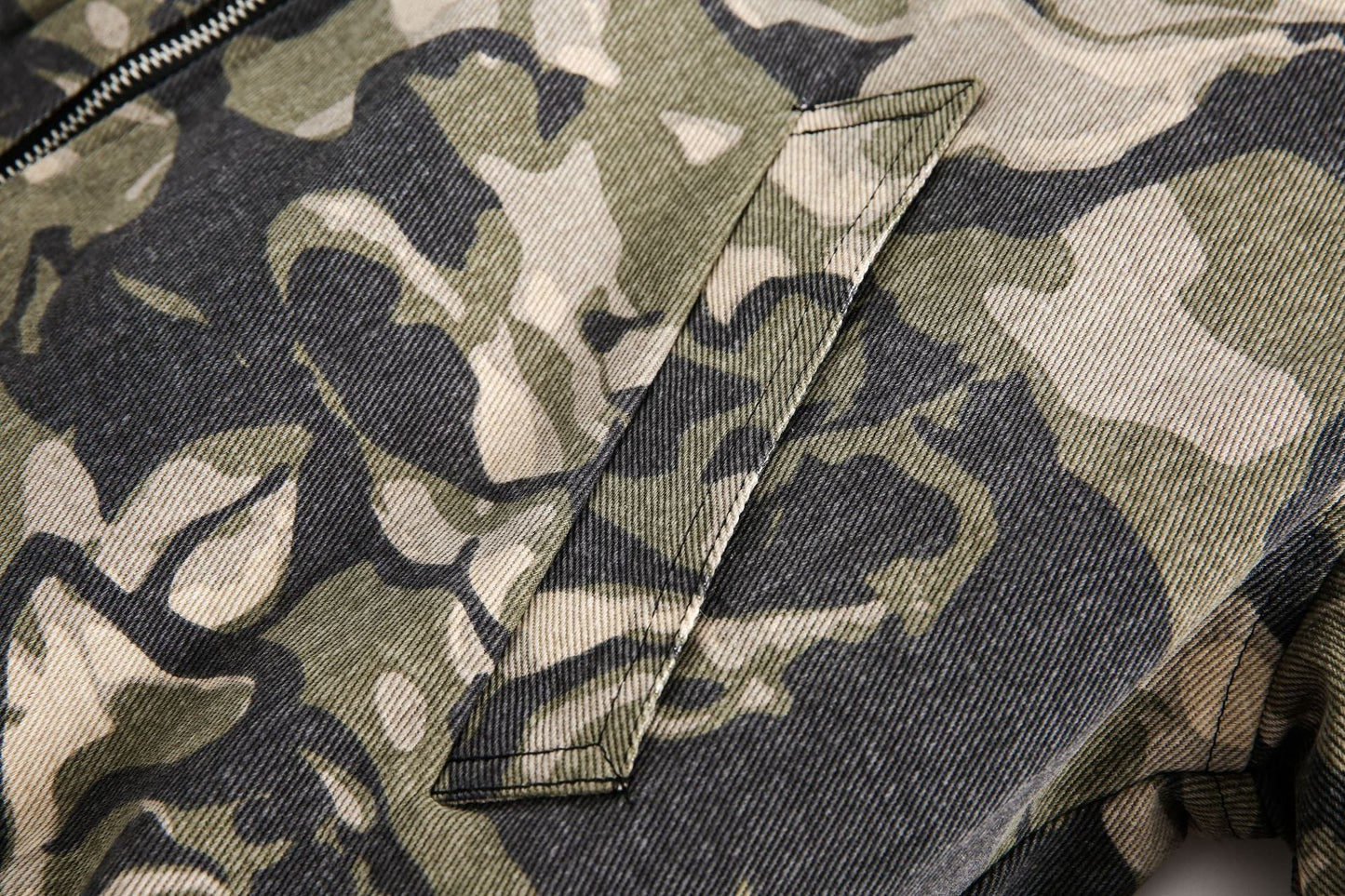 Lorantis Co. TEMPEST LINE CEKET